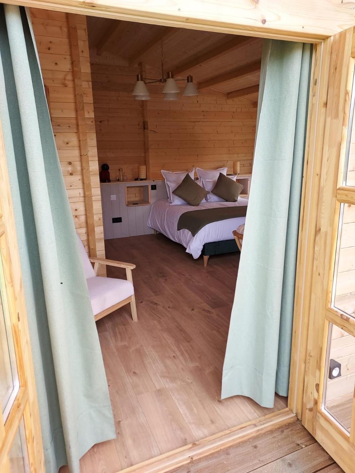 Au Coin Du Bois Hotell Langolen Eksteriør bilde